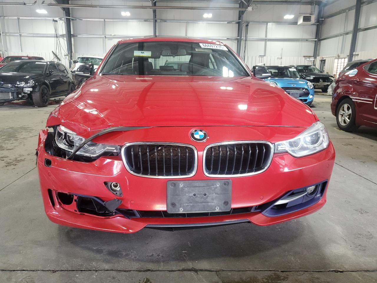 2013 BMW 335 Xi - Фото 5