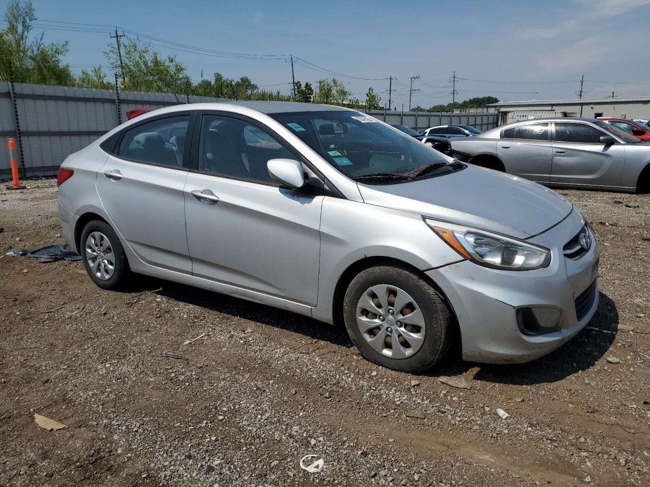 2017 Hyundai Accent Se - Фото 4