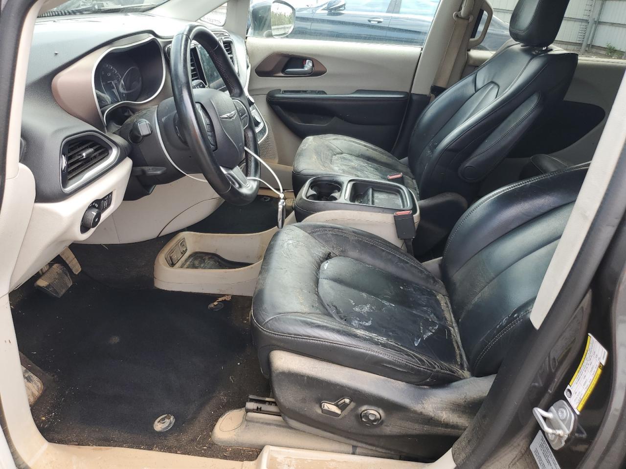 2017 Chrysler Pacifica Touring L - Фото 7