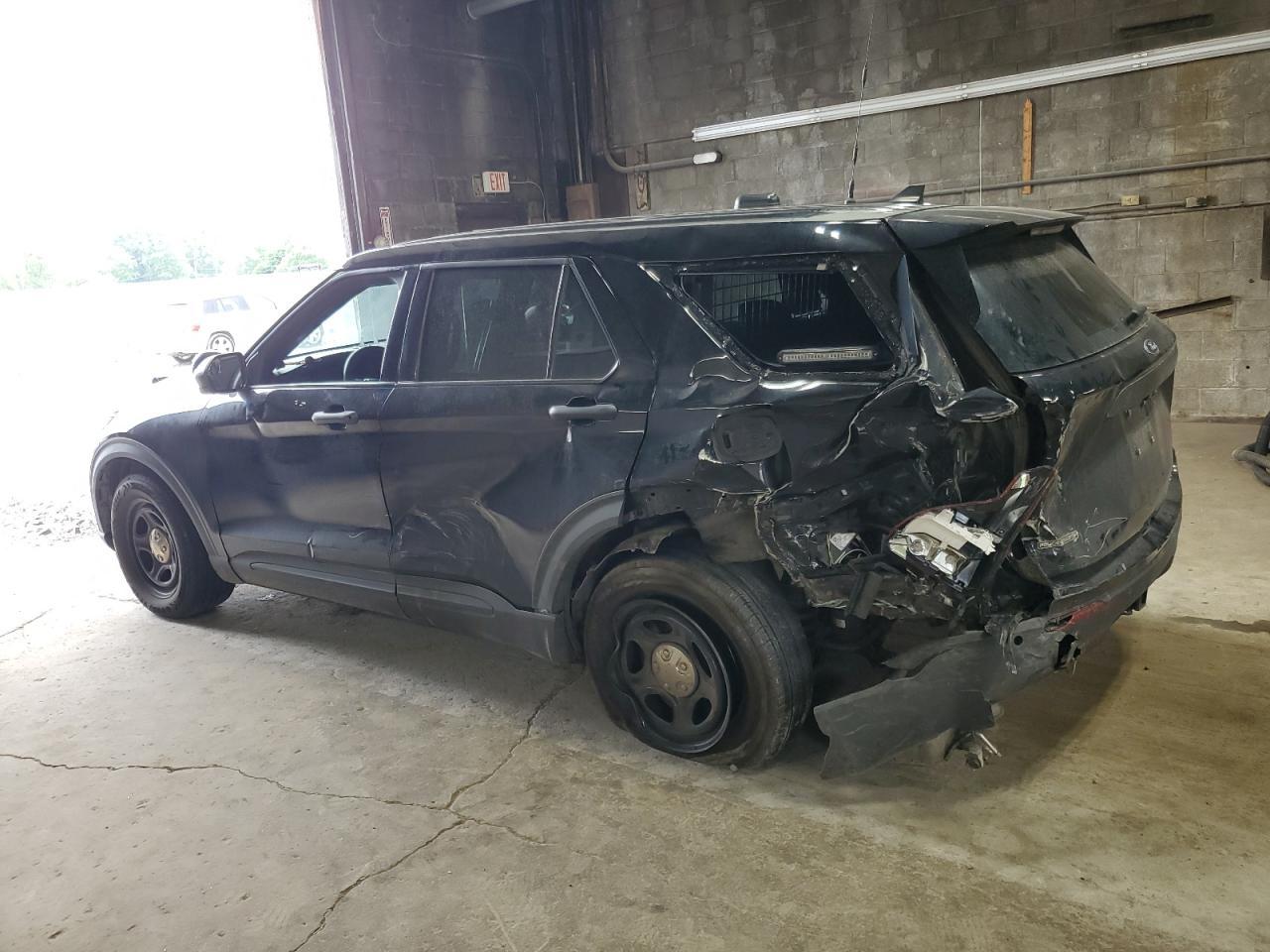 2021 Ford Explorer Police Interceptor - Image 2