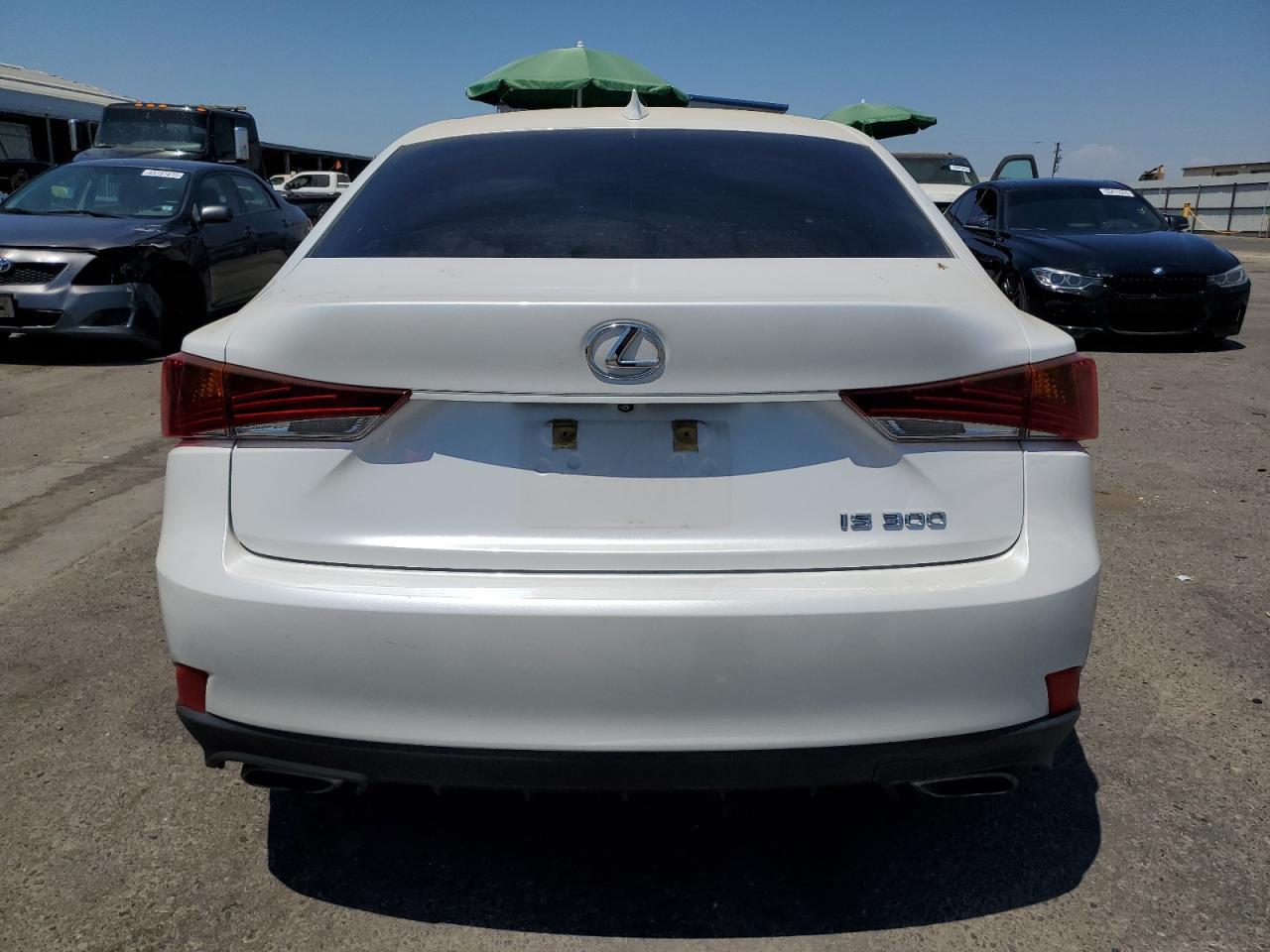 2020 Lexus Is 300 - Фото 6