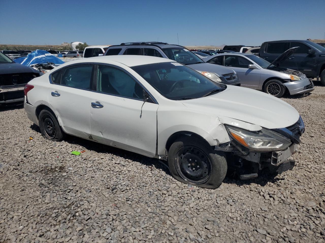 2017 Nissan Altima 2.5 - Image 4