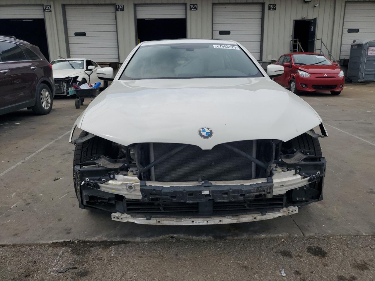 2018 BMW 530Xe - Фото 5