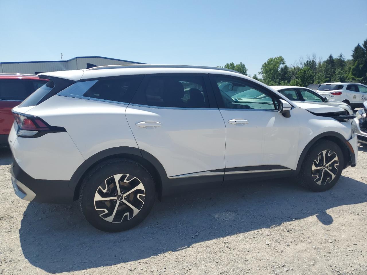 2024 Kia Sportage Ex - Image 3