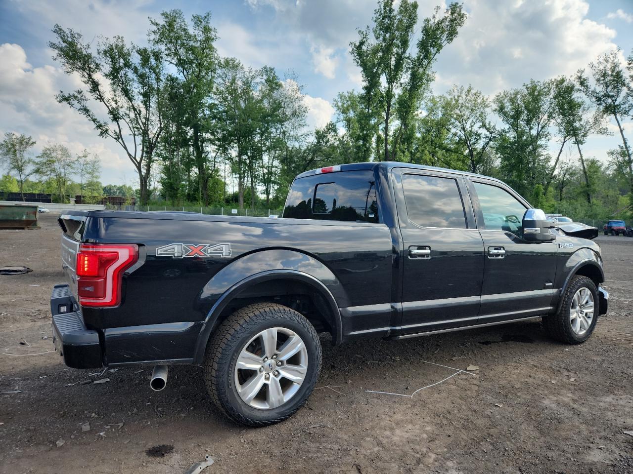 2017 Ford F150 Supercrew - Фото 3
