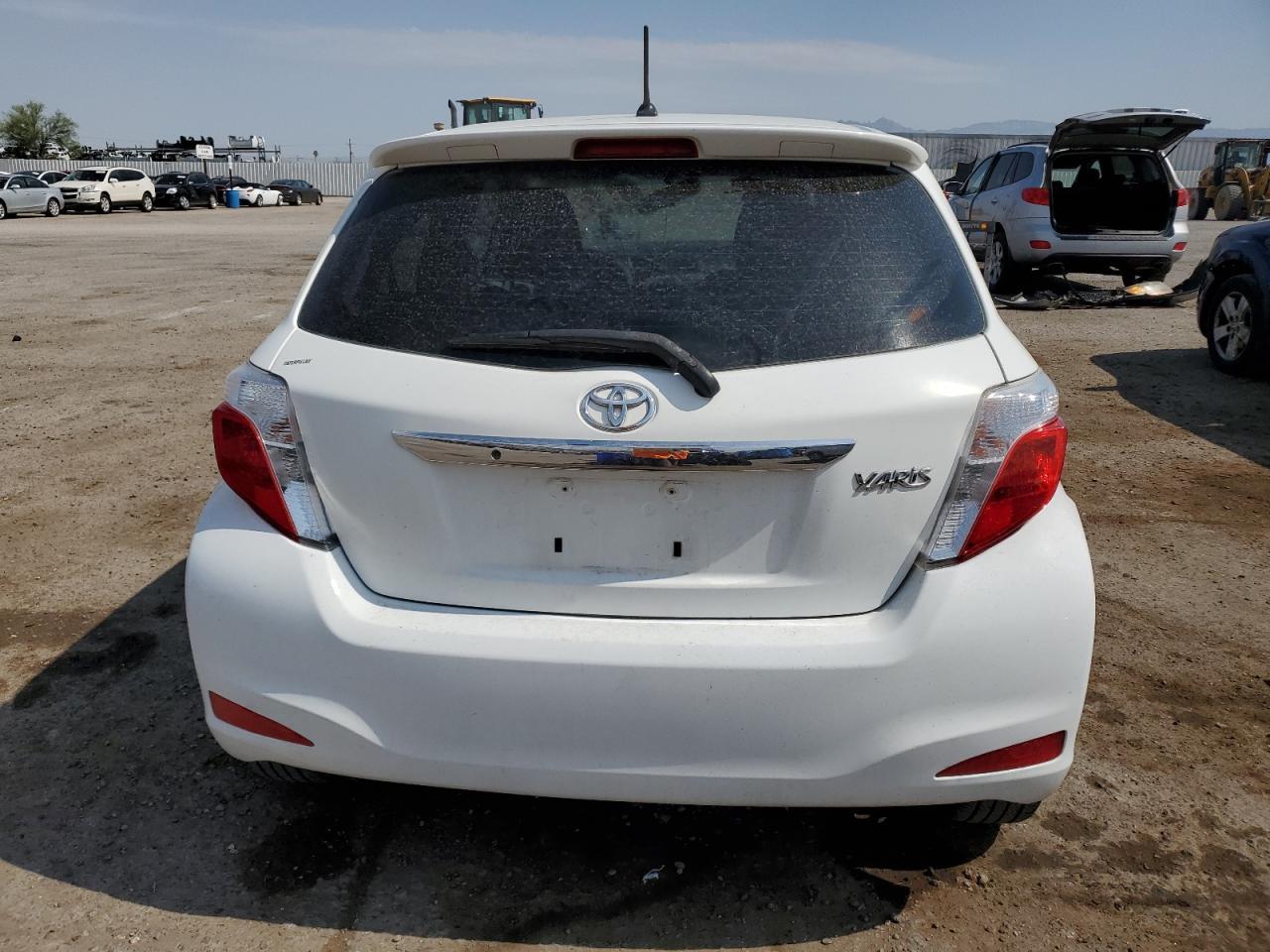 2012 Toyota Yaris - Фото 6
