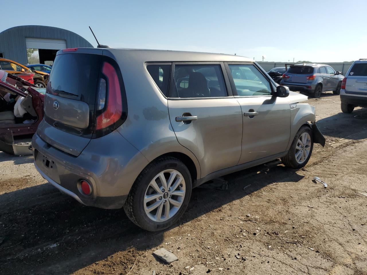 2018 Kia Soul + - Фото 3