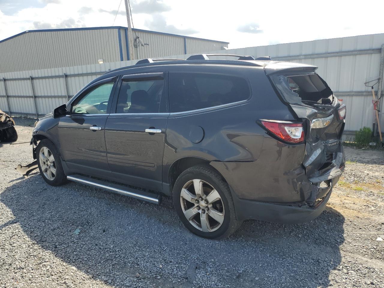 2016 Chevrolet Traverse Lt - Фото 2