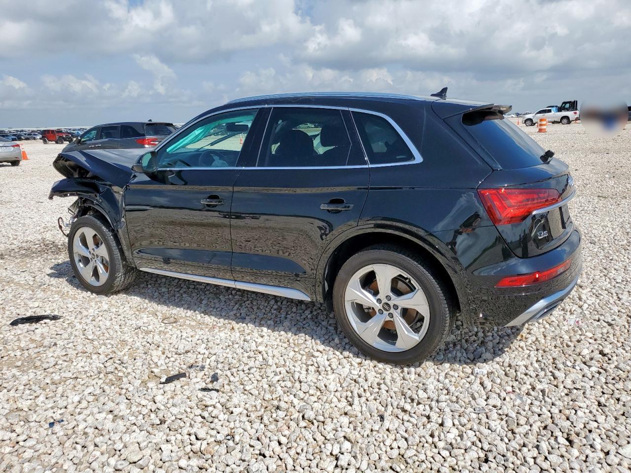 2023 Audi Q5 Premium Plus 45 - Фото 2