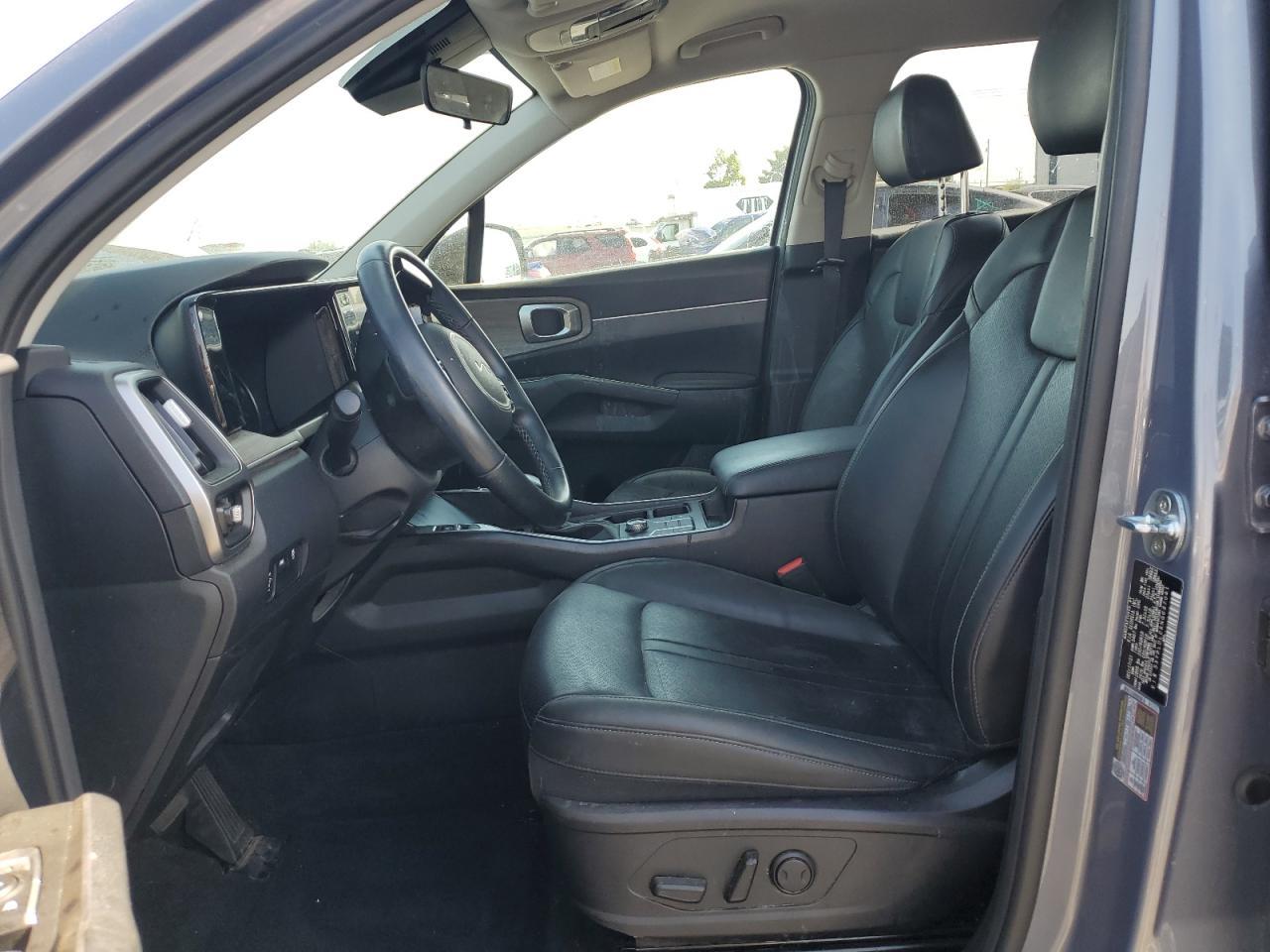 2022 Kia Sorento S - Image 7