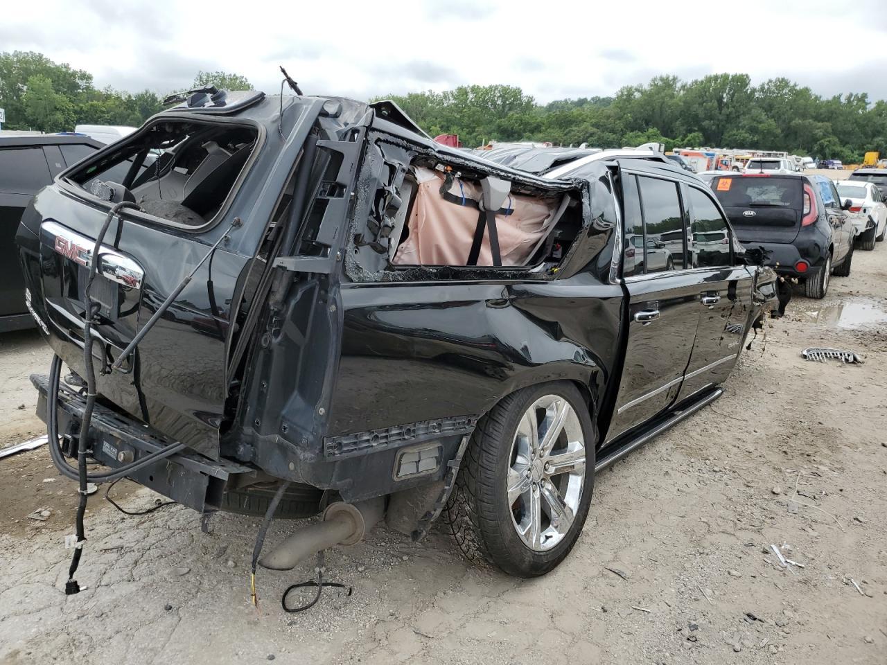 2019 GMC Yukon Xl Denali - Фото 3