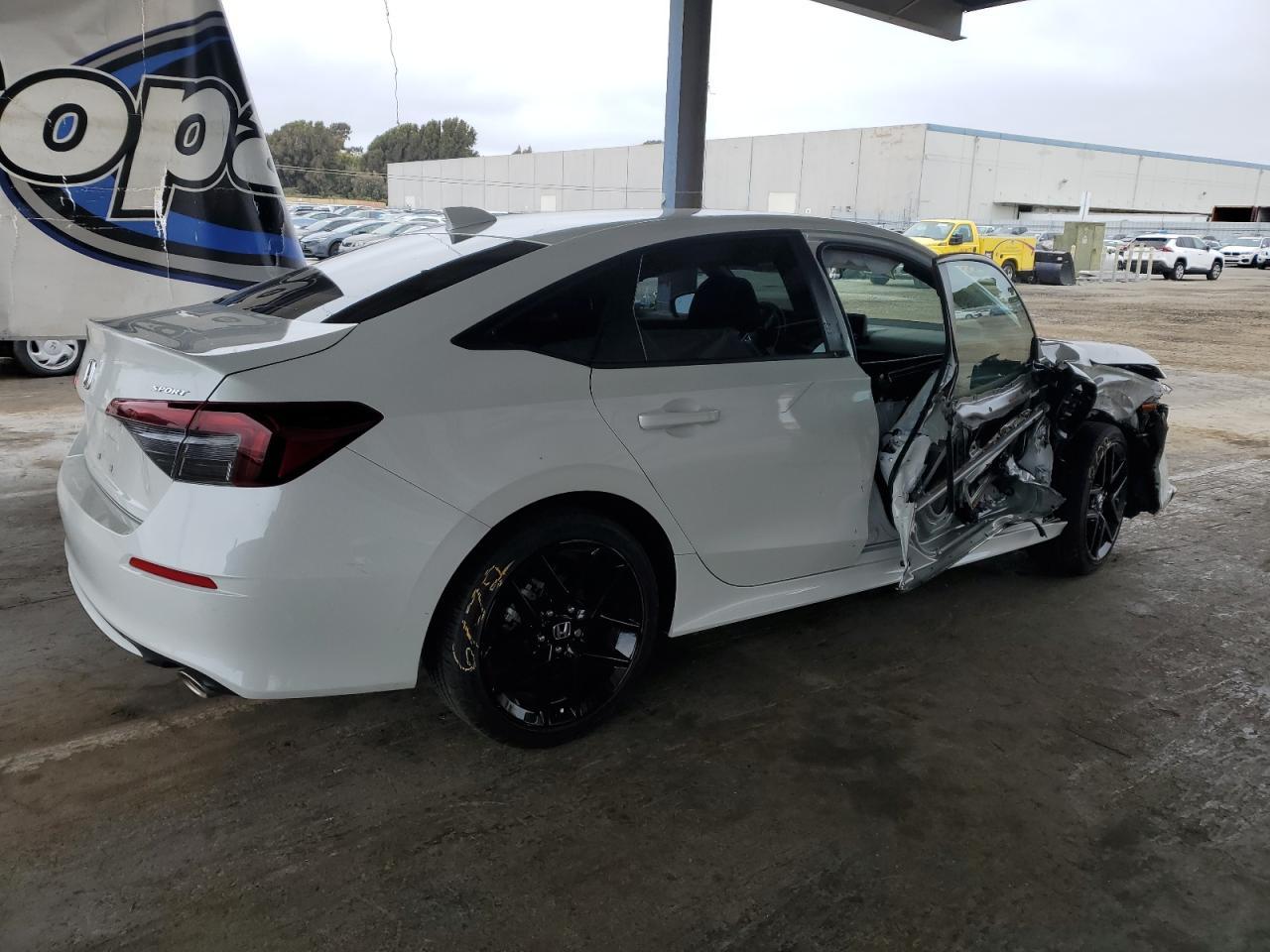 2025 Honda Civic Sport - Фото 3