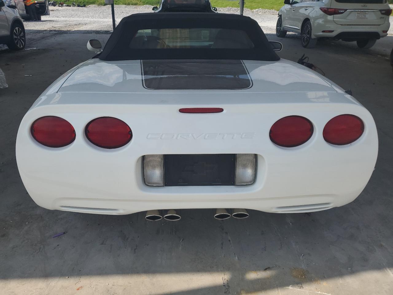 2000 Chevrolet Corvette - Фото 6