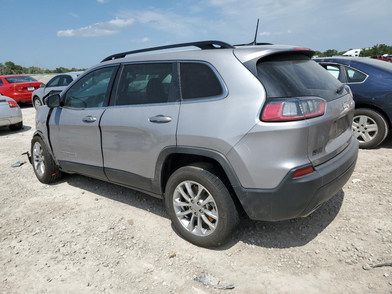 2022 Jeep Cherokee Latitude Lux - Image 2