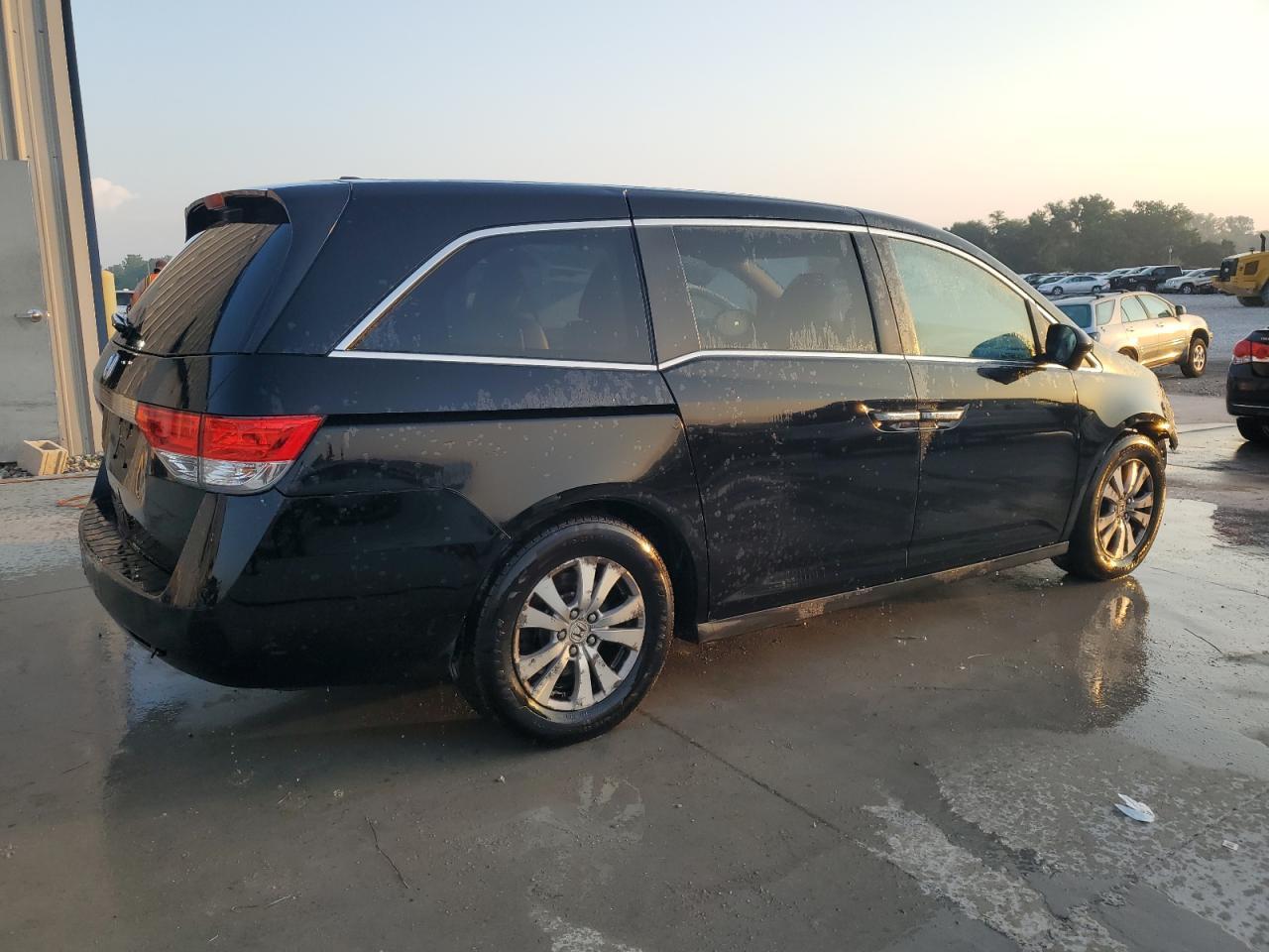 2015 Honda Odyssey Exl - Image 3