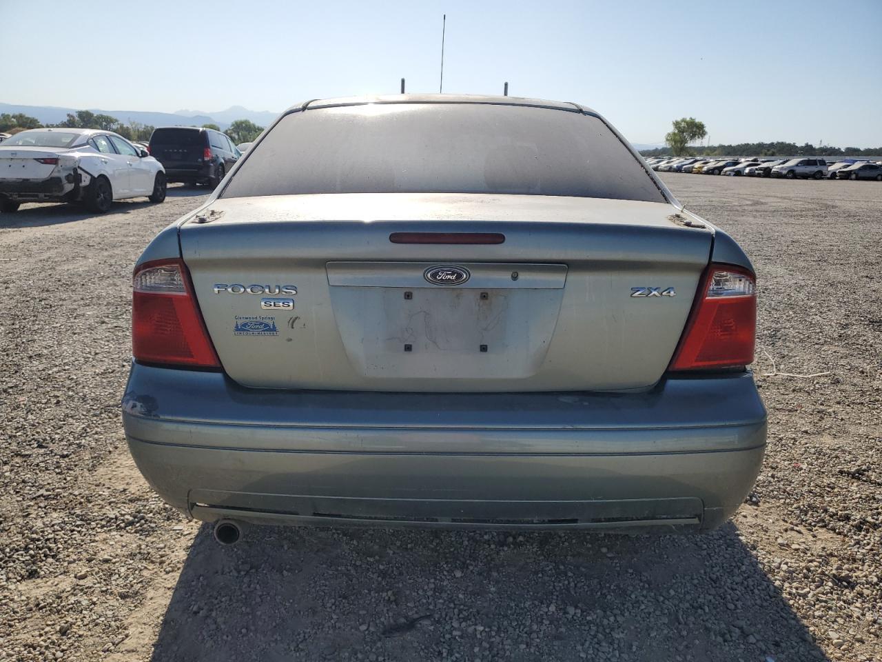 2005 Ford Focus Zx4 - Фото 6