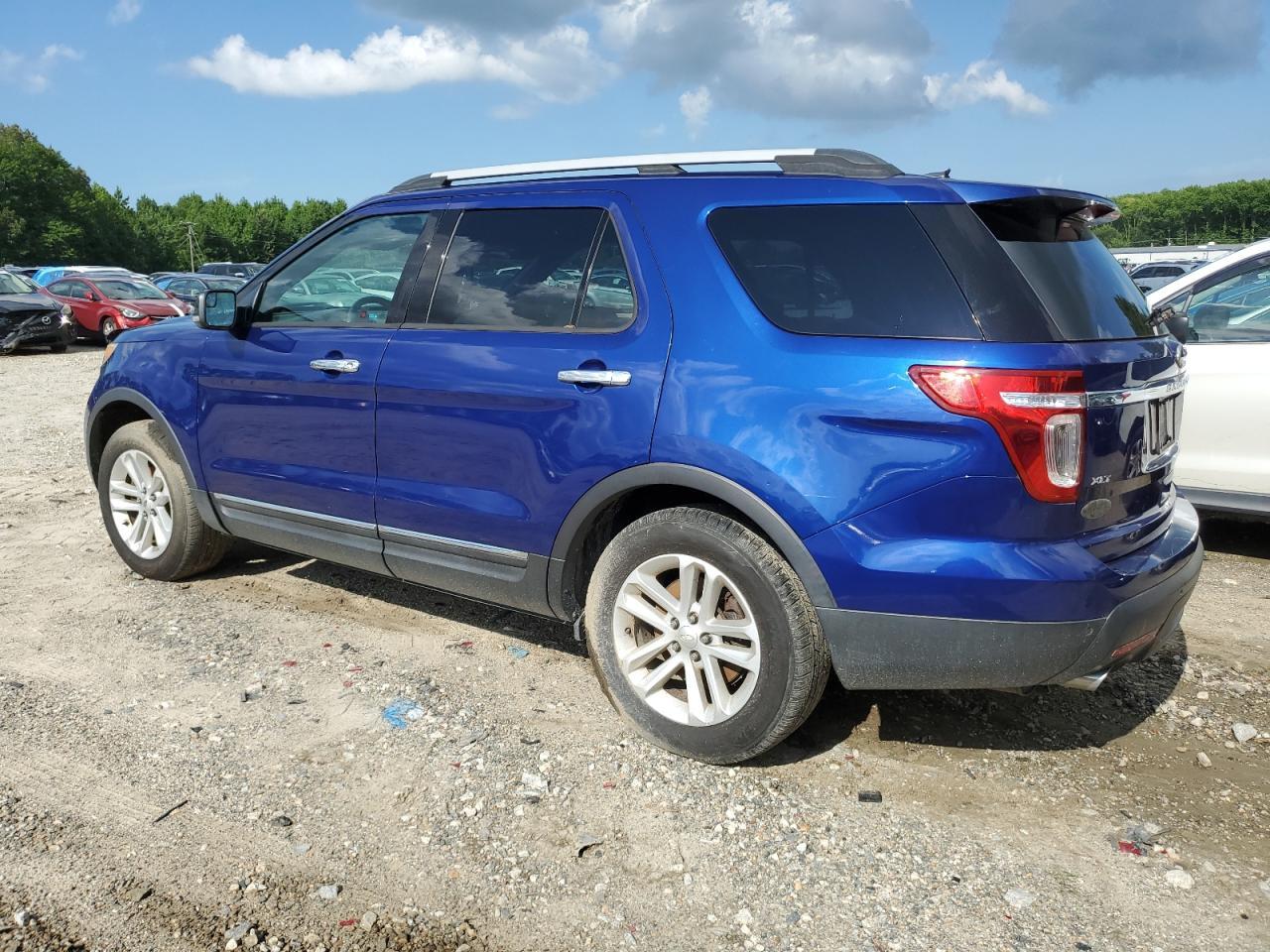 2013 Ford Explorer Xlt - Image 2