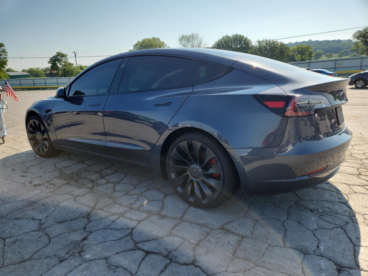 2022 Tesla Model 3 - Image 2