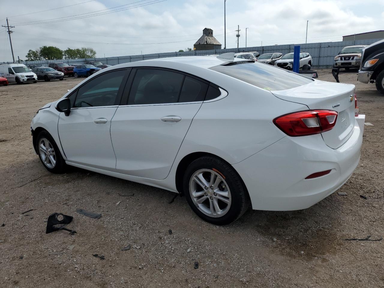 2018 Chevrolet Cruze Lt - Фото 2