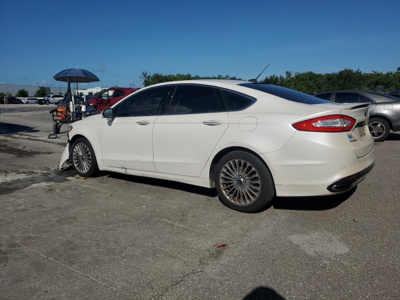 2014 Ford Fusion Titanium - Фото 2