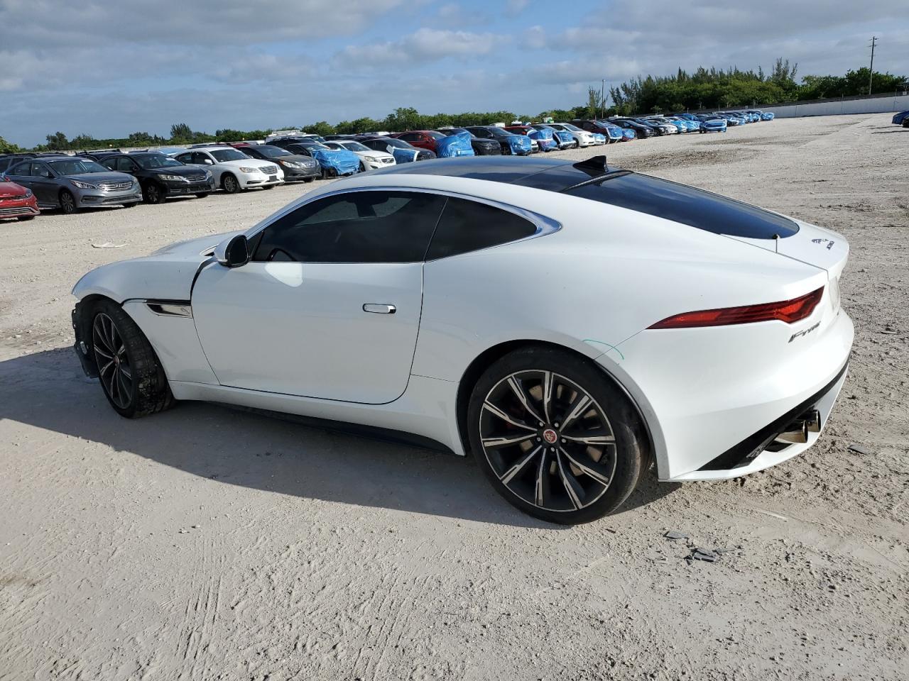 2021 Jaguar F-Type R - Фото 2