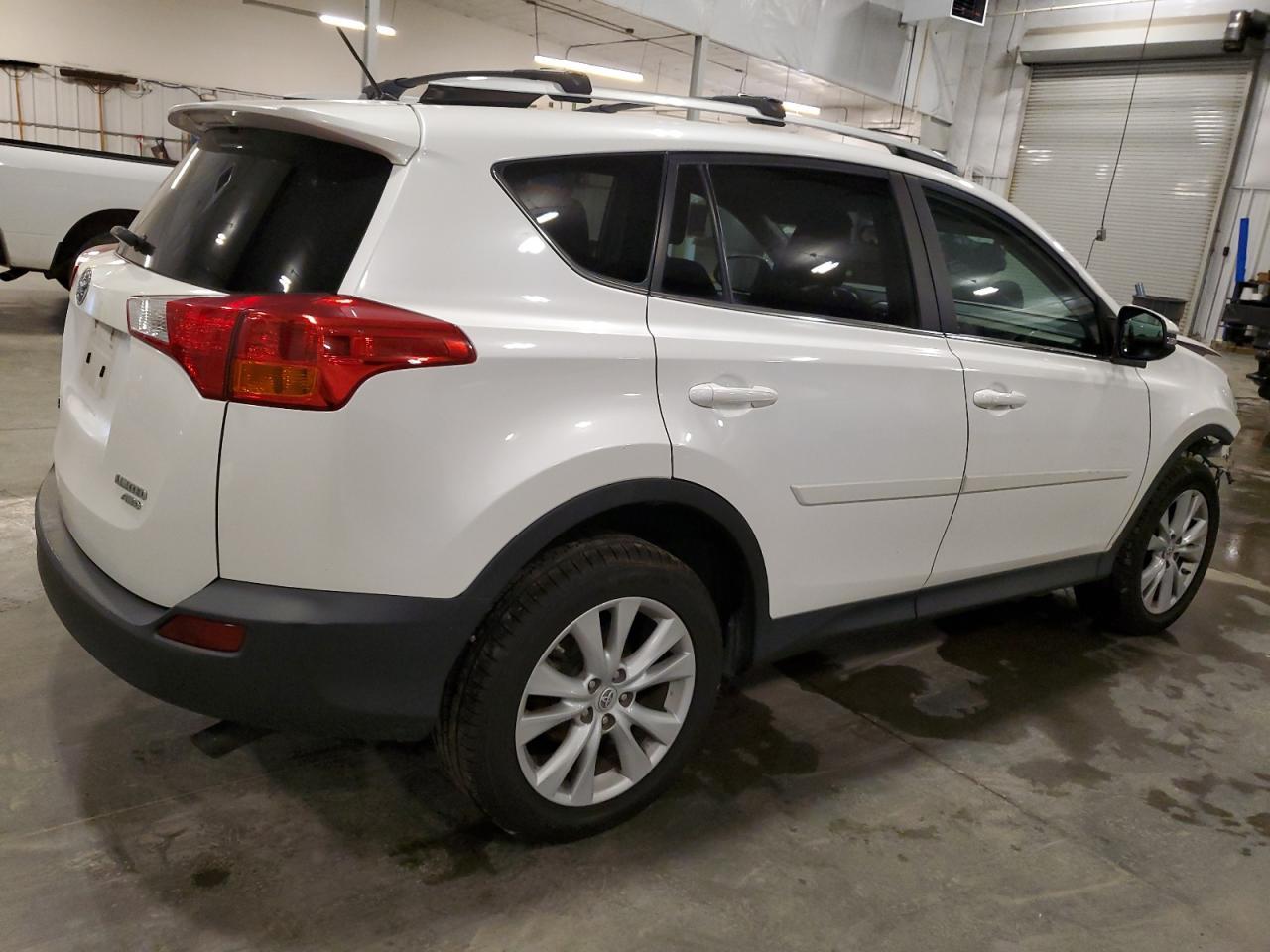 2013 Toyota Rav4 Limited - Фото 3