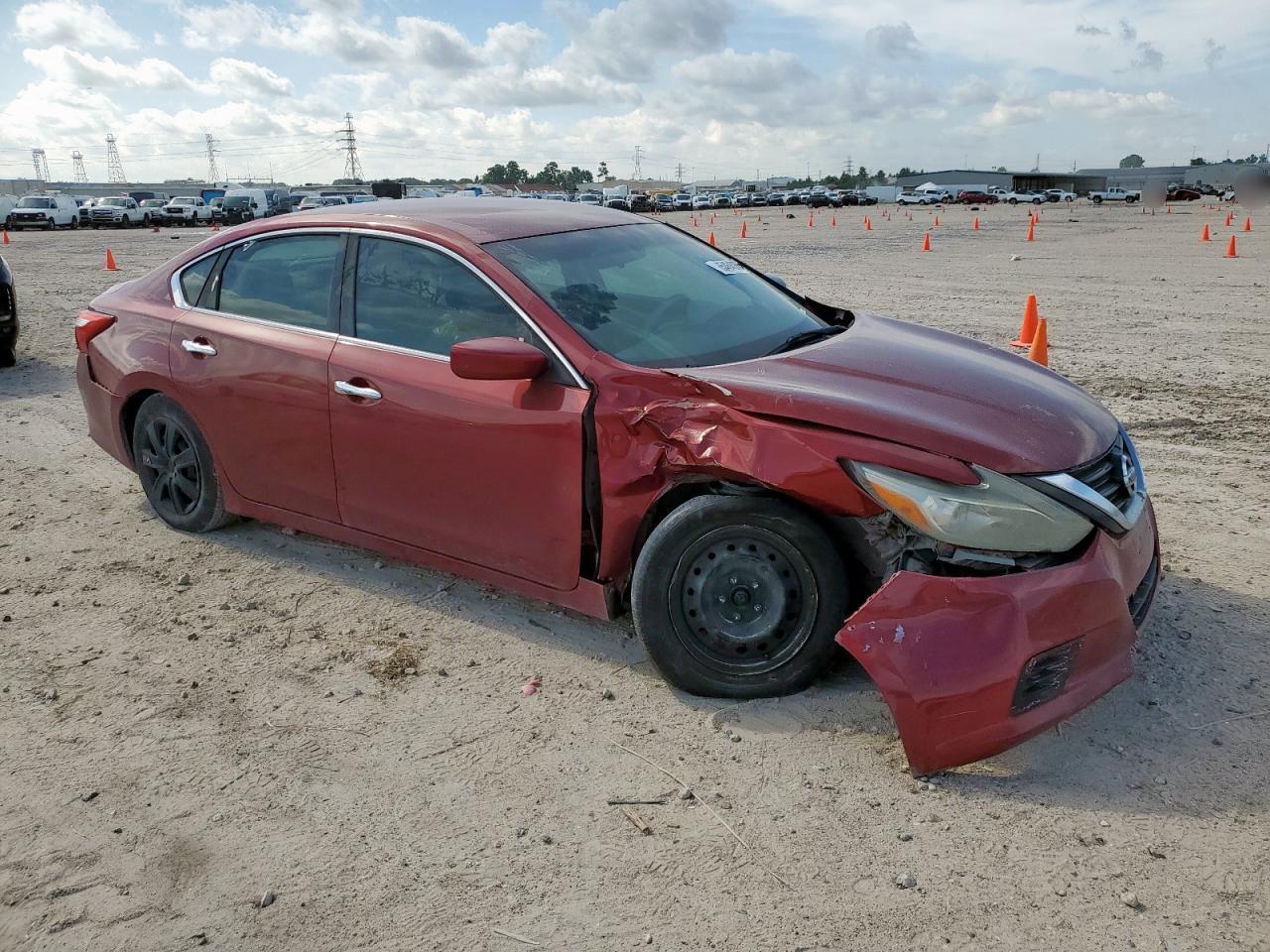 2016 Nissan Altima 2.5 - Image 4