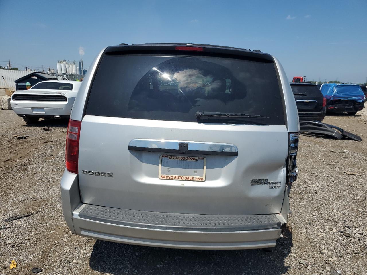 2010 Dodge Grand Caravan Sxt - Image 6