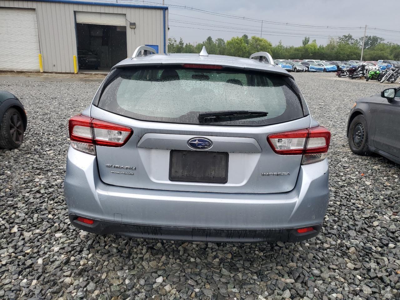 2018 Subaru Impreza Premium - Image 6