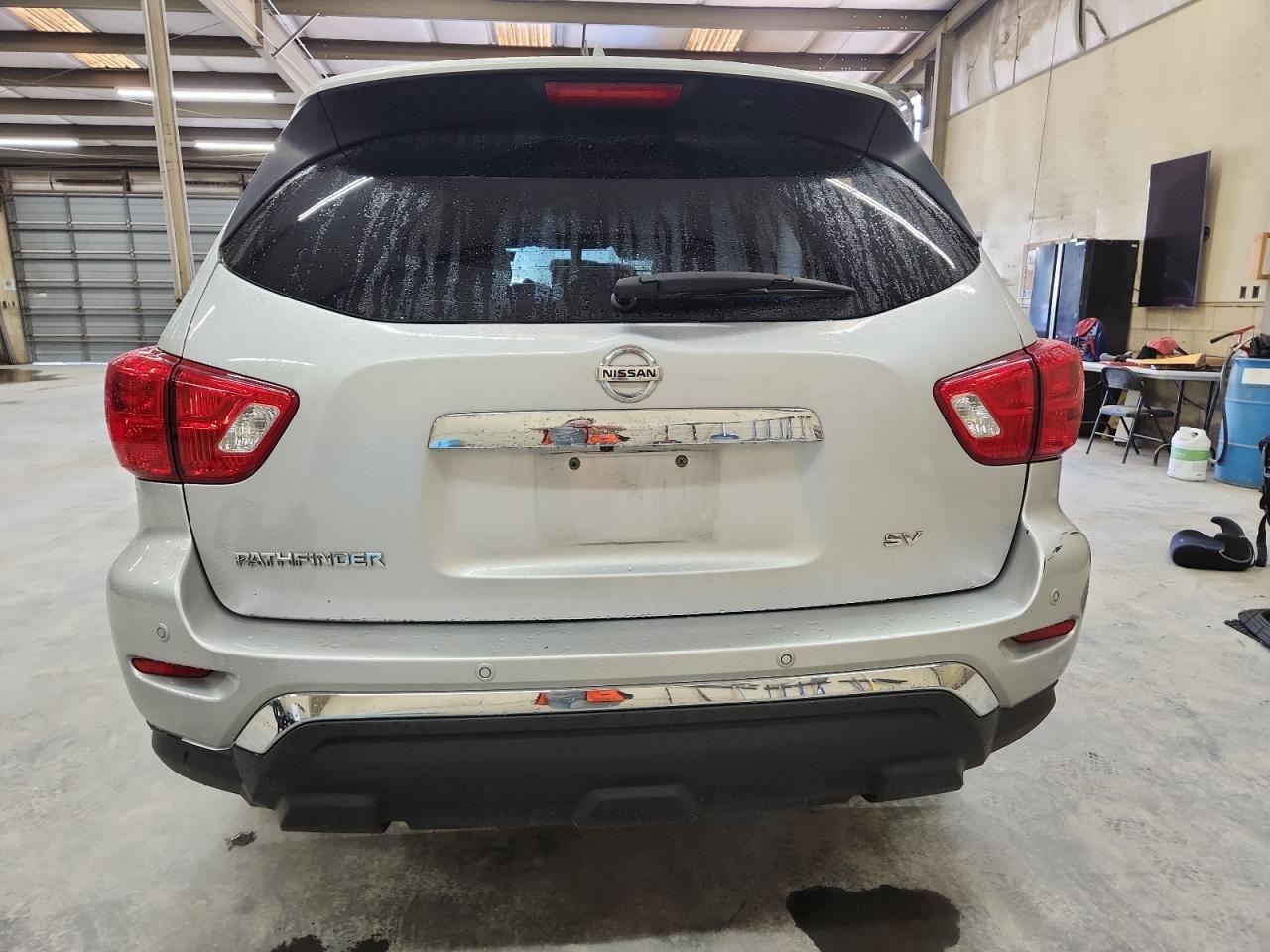 2019 Nissan Pathfinder S - Image 6