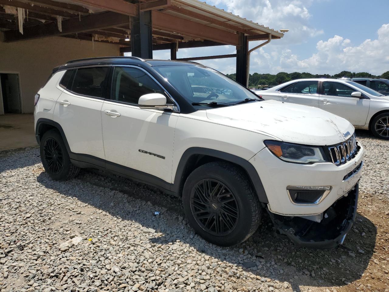 2018 Jeep Compass Limited - Image 4