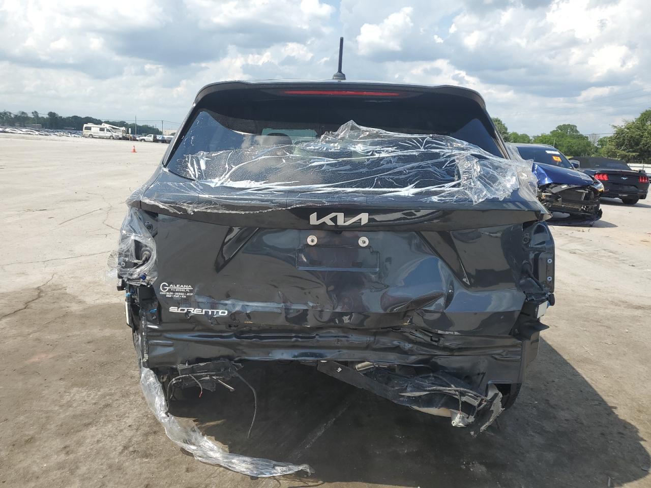 2023 Kia Sorento Lx - Фото 6