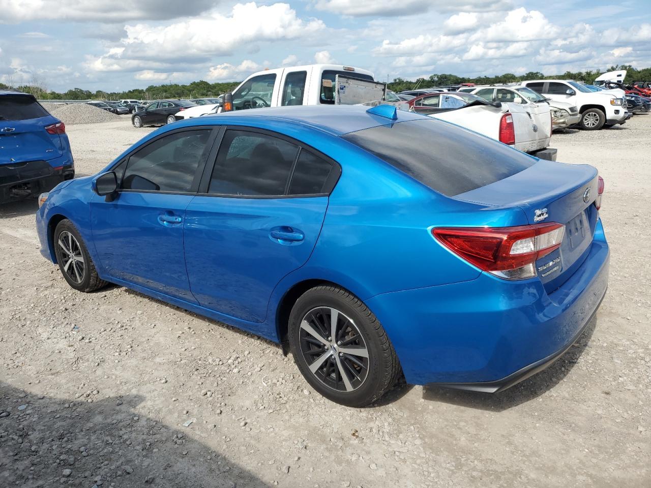 2020 Subaru Impreza Premium - Image 2