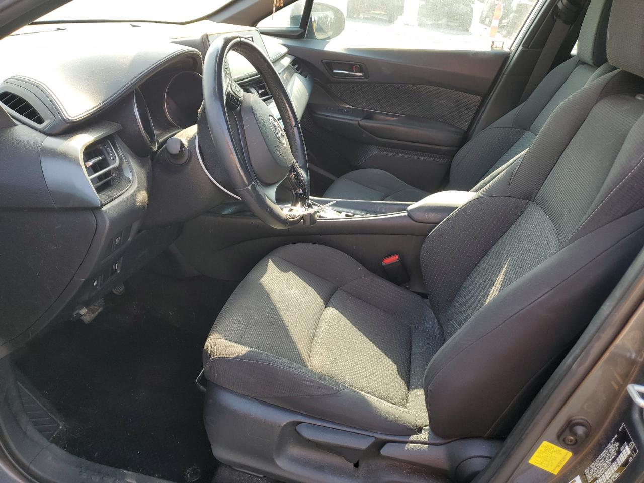 2018 Toyota C-Hr Xle - Image 7
