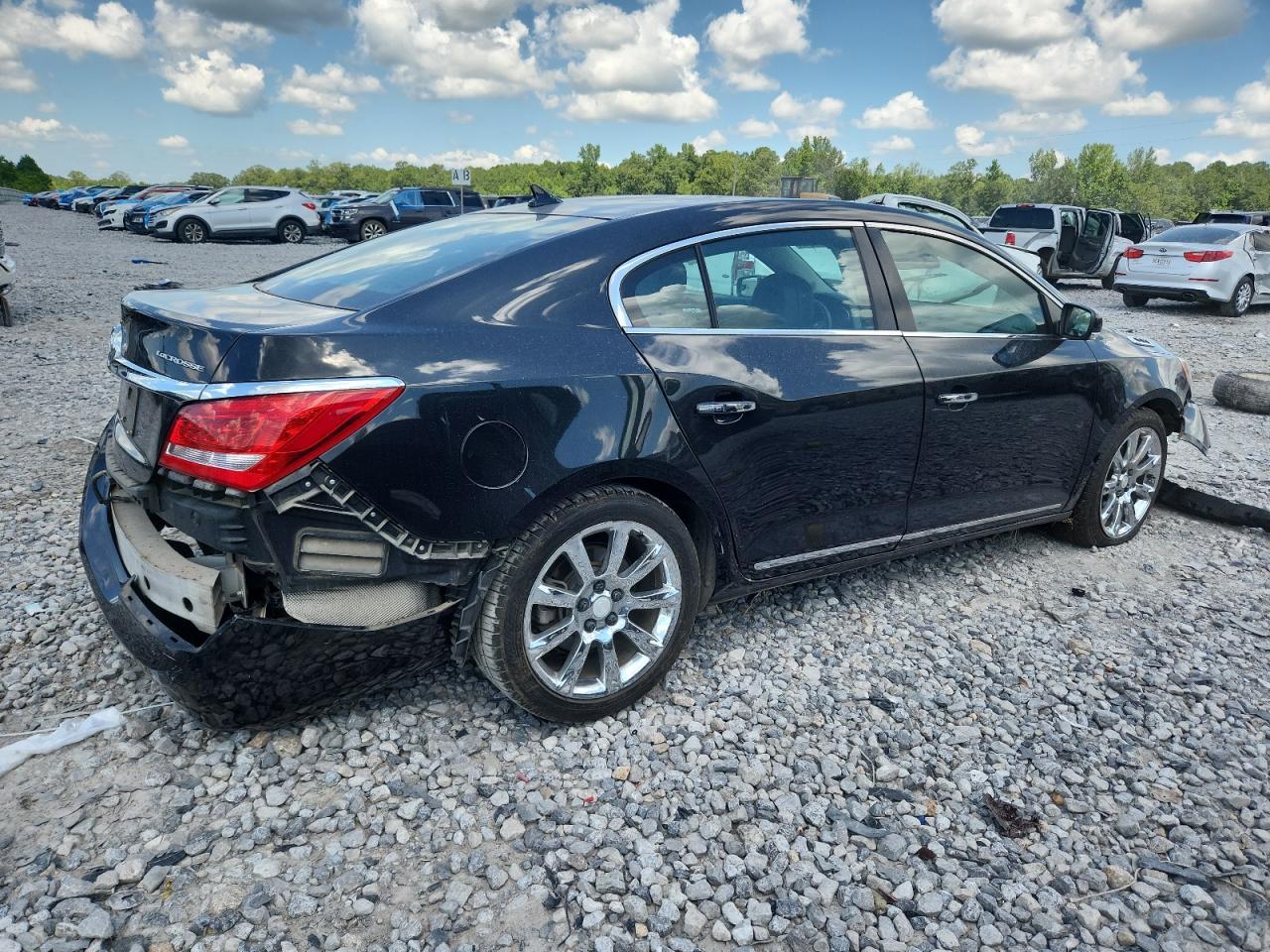 2014 Buick Lacrosse - Image 3