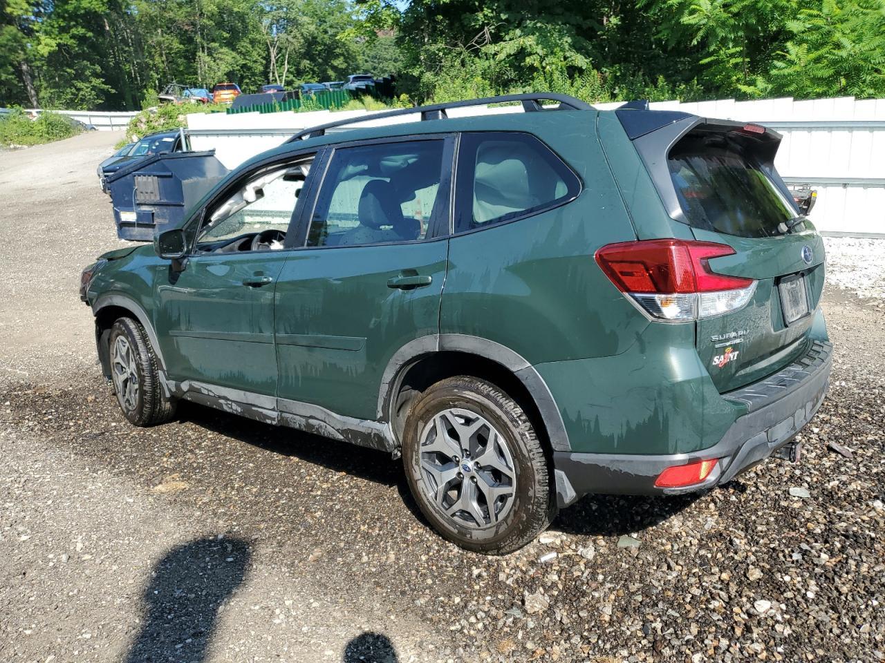 2024 Subaru Forester Premium - Фото 2