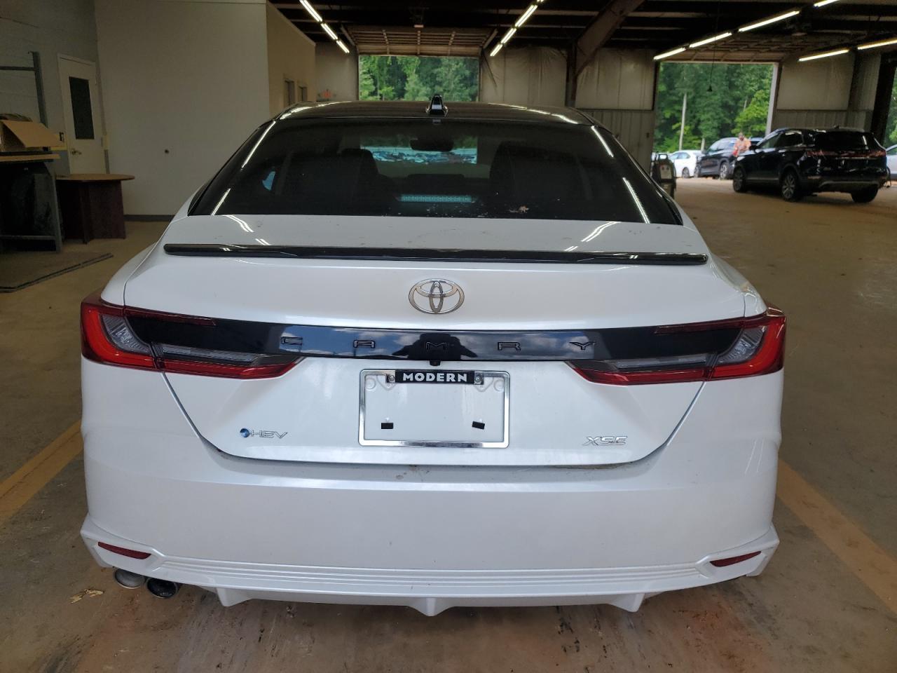 2025 Toyota Camry Xse - Фото 6