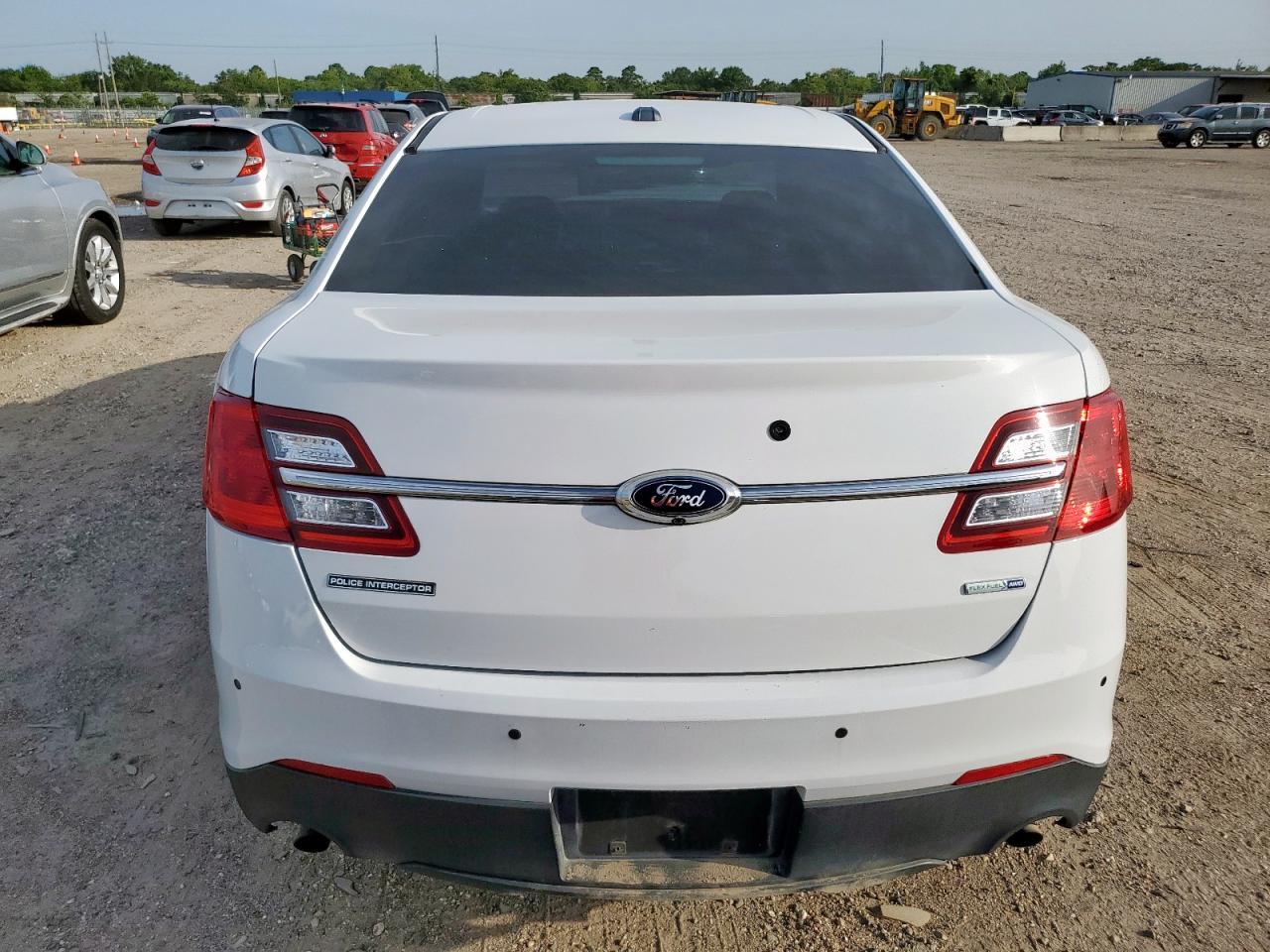 2018 Ford Taurus Police Interceptor - Фото 6