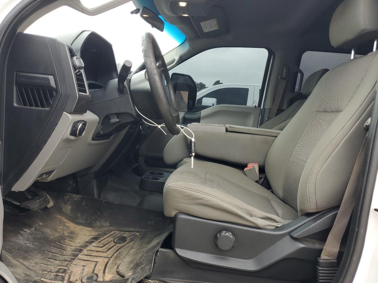 2018 Ford F350 Super Duty - Фото 7