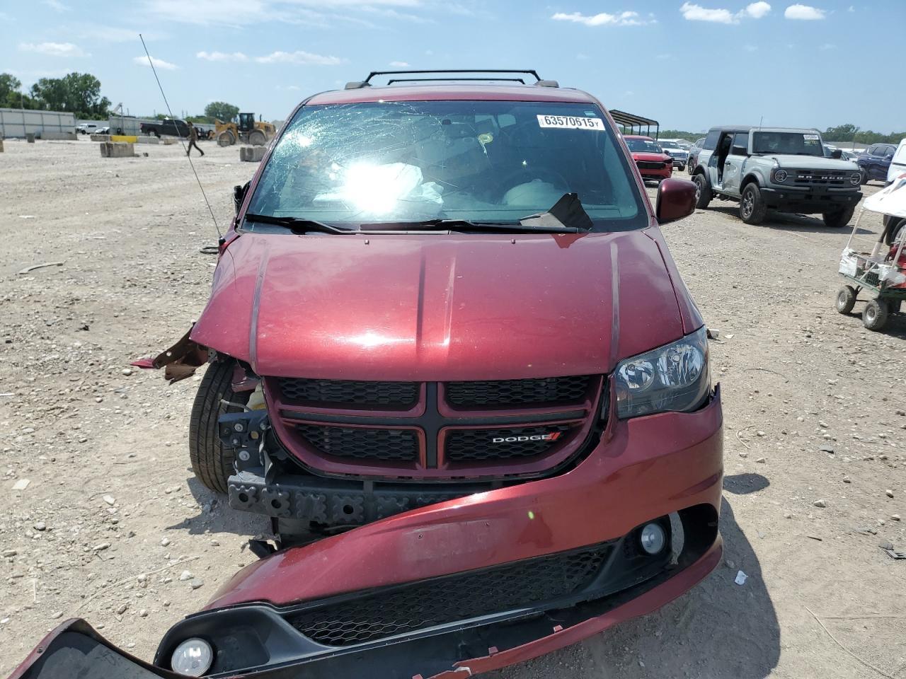 2017 Dodge Grand Caravan Gt - Фото 5