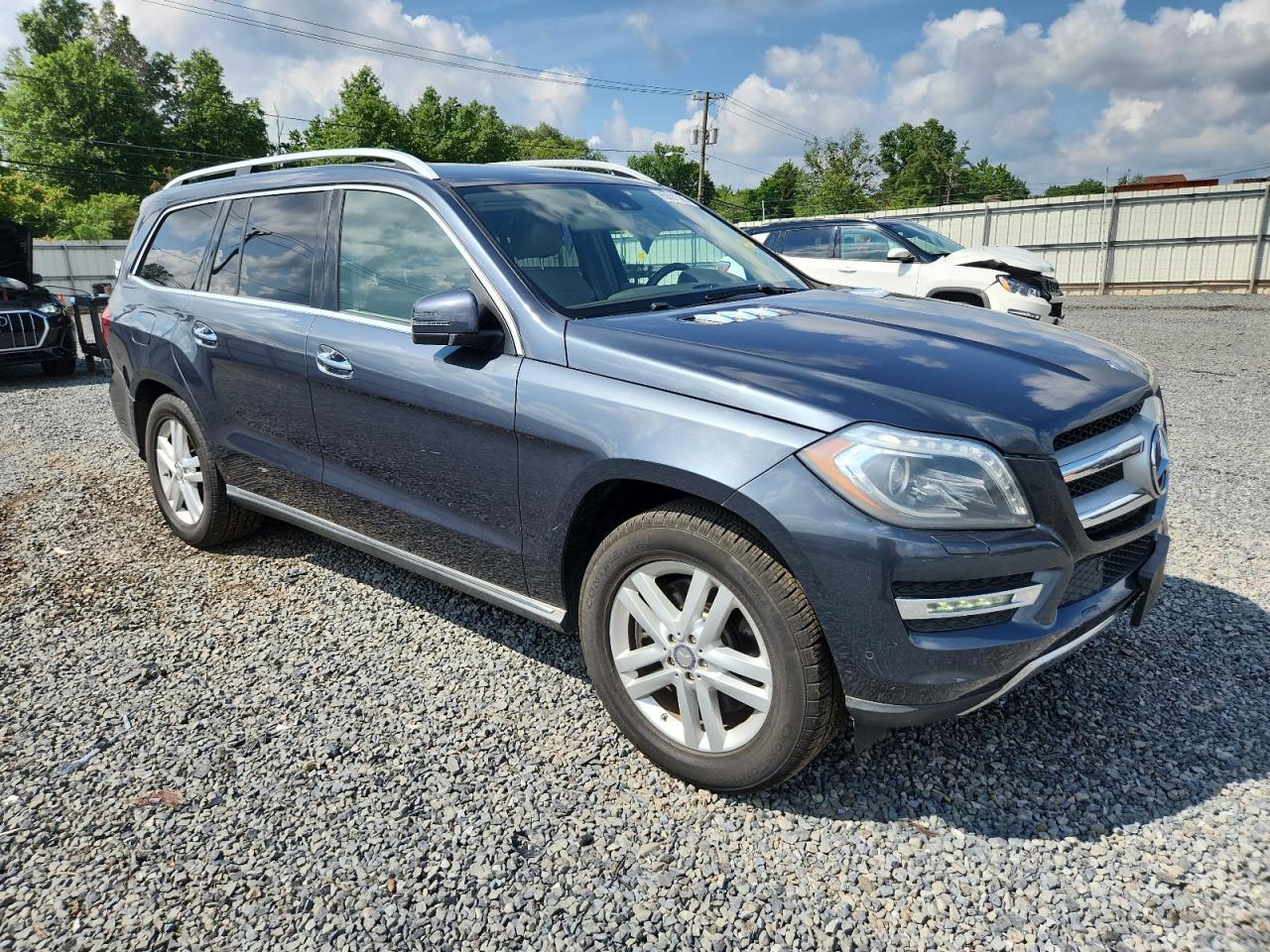 2013 Mercedes-Benz Gl 450 4Matic - Image 4