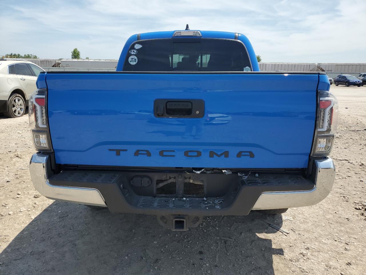 2021 Toyota Tacoma Double Cab - Image 6