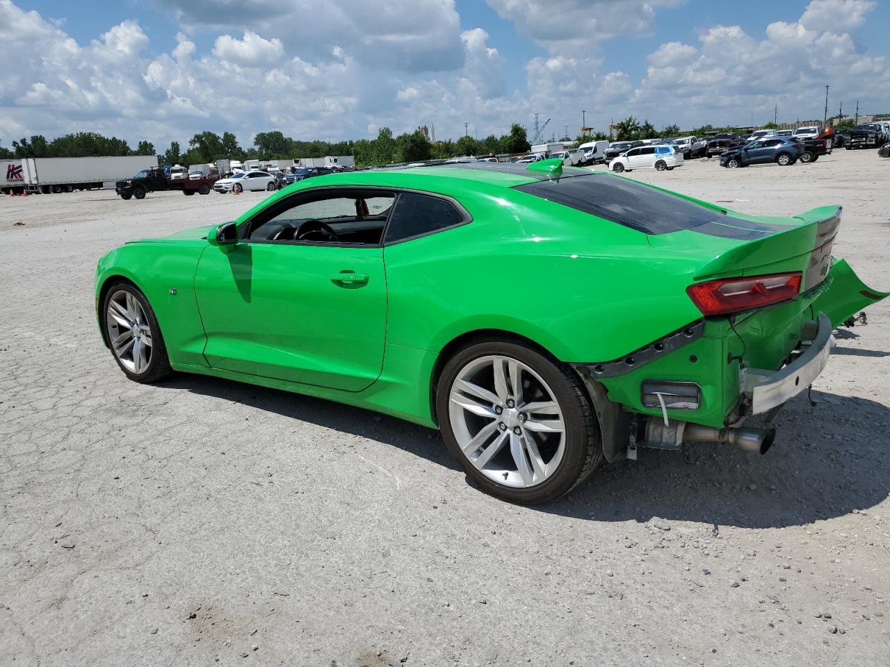 2017 Chevrolet Camaro Lt - Фото 2