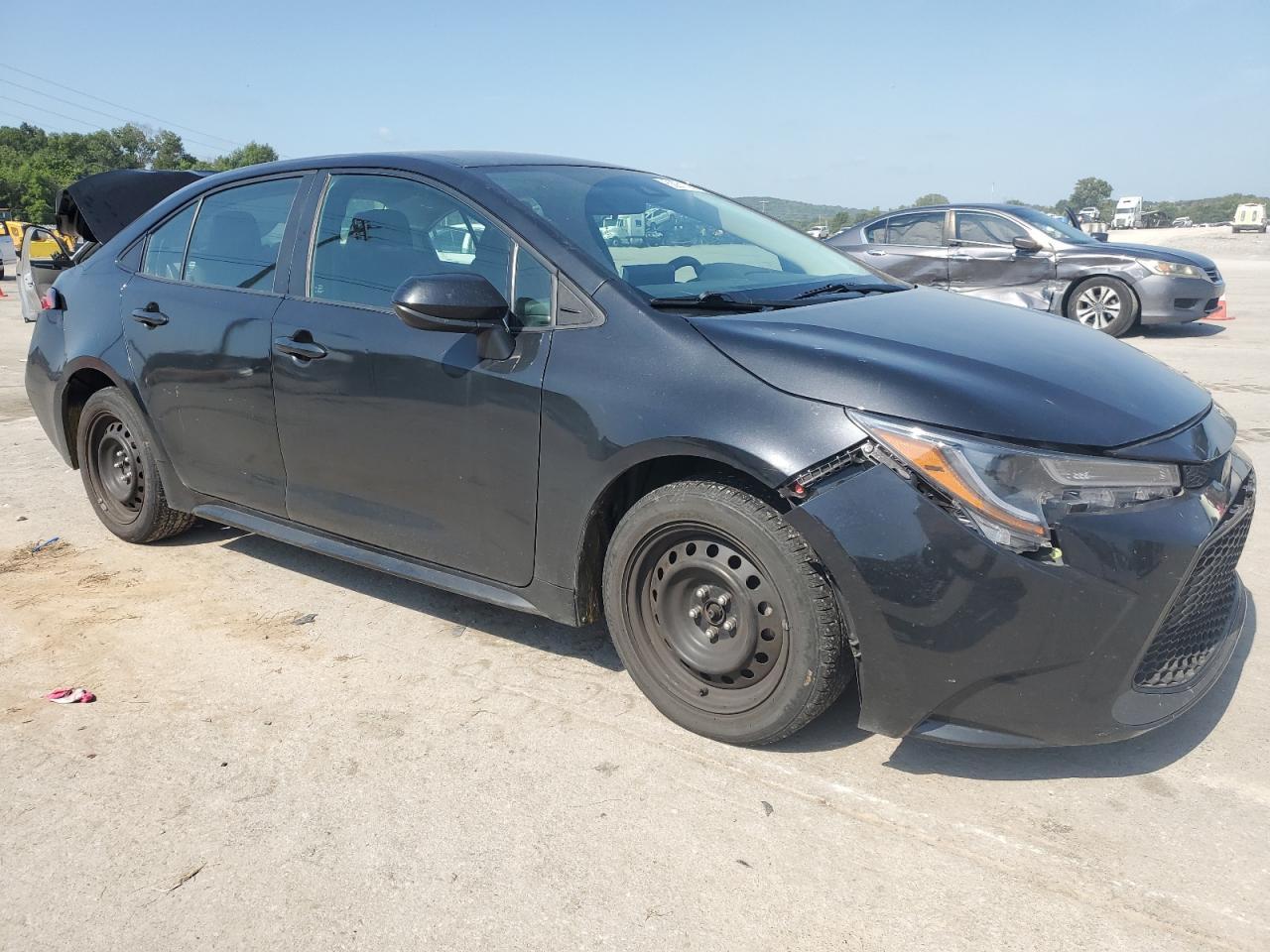 2021 Toyota Corolla Le - Image 4