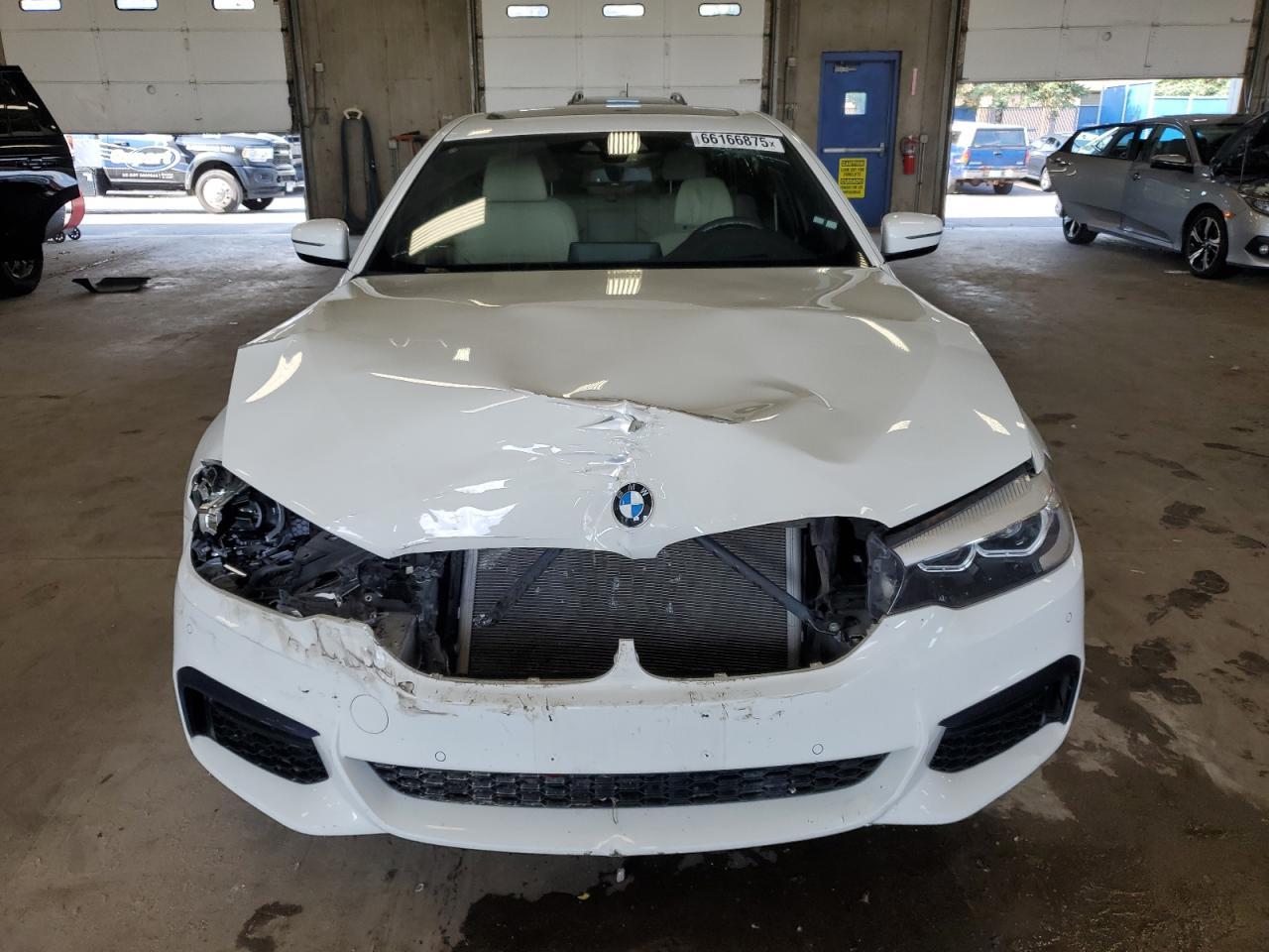 2018 BMW 540 I - Image 5