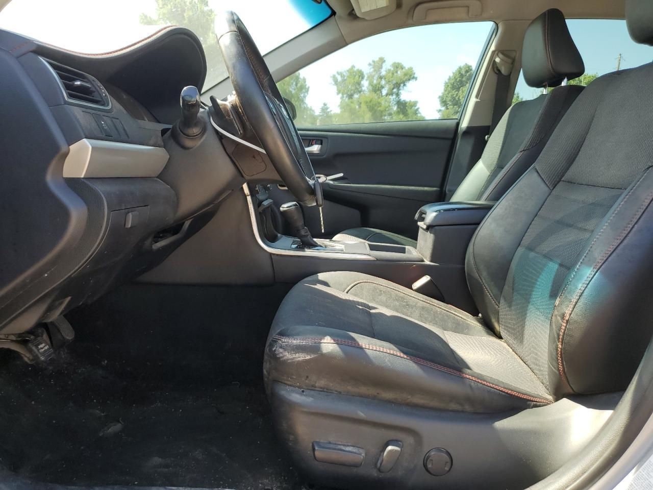 2017 Toyota Camry Le - Фото 7