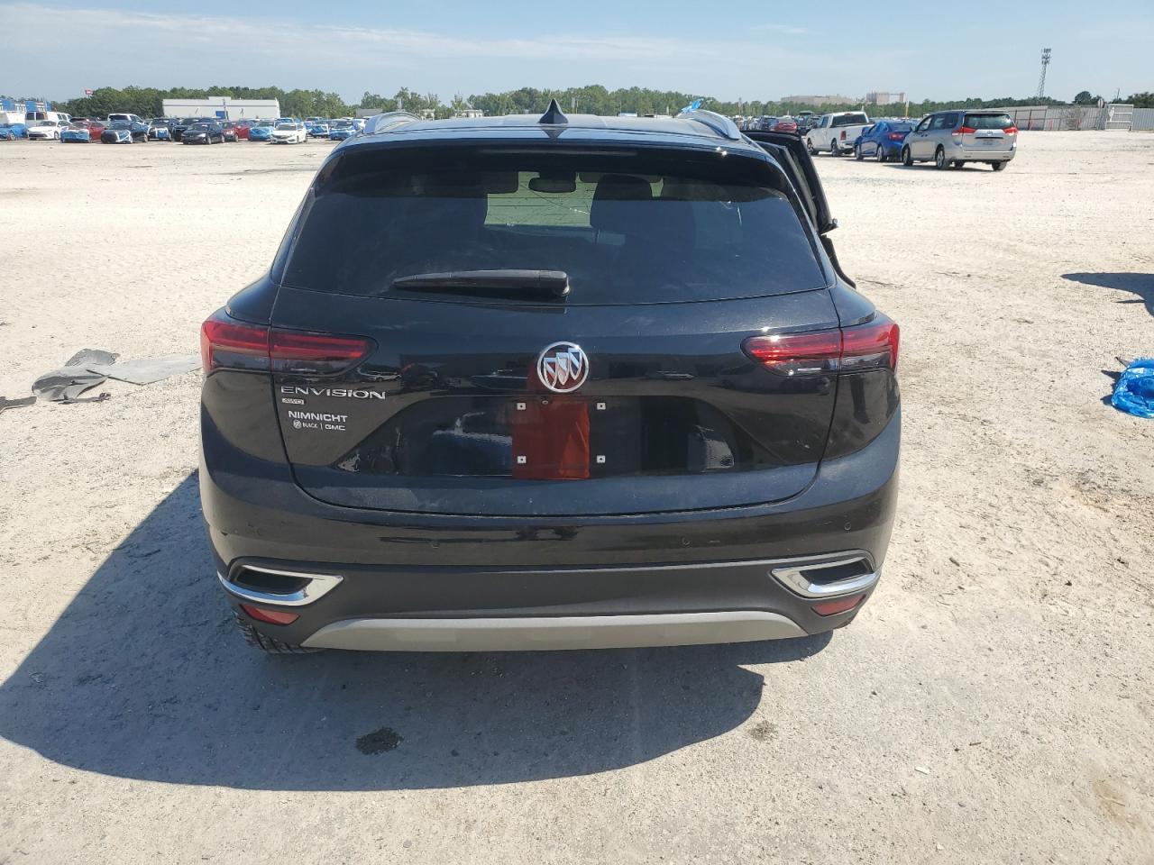 2023 Buick Envision Essence - Image 6