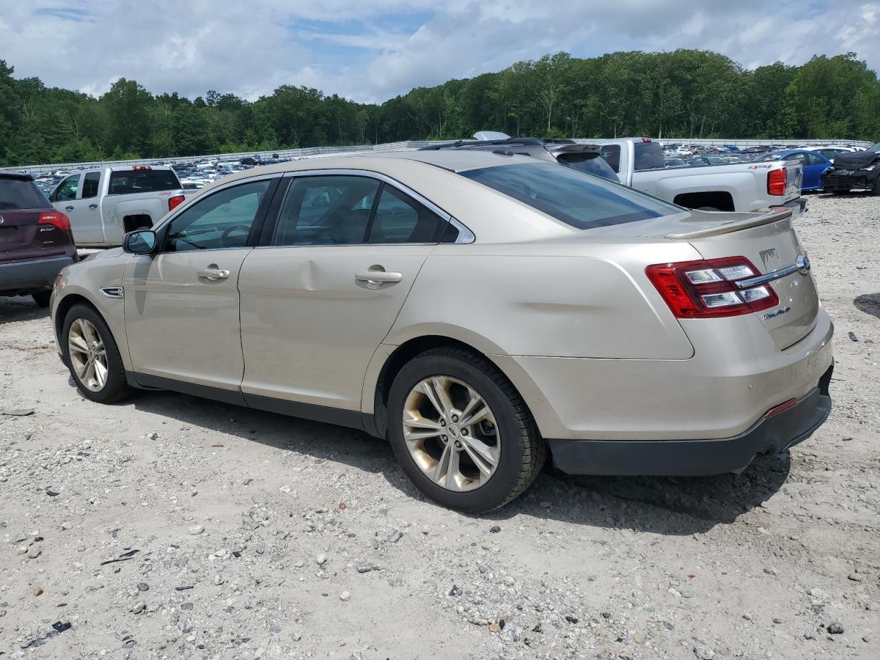 2018 Ford Taurus Sel - Фото 2