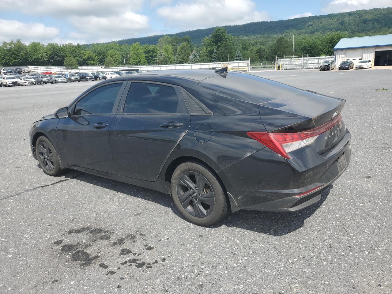 2023 Hyundai Elantra Blue - Image 2