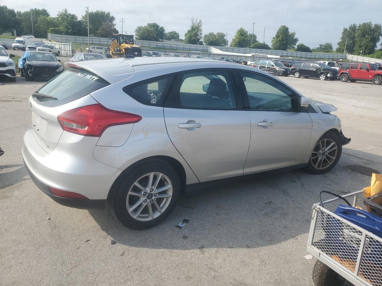 2017 Ford Focus Se - Фото 3